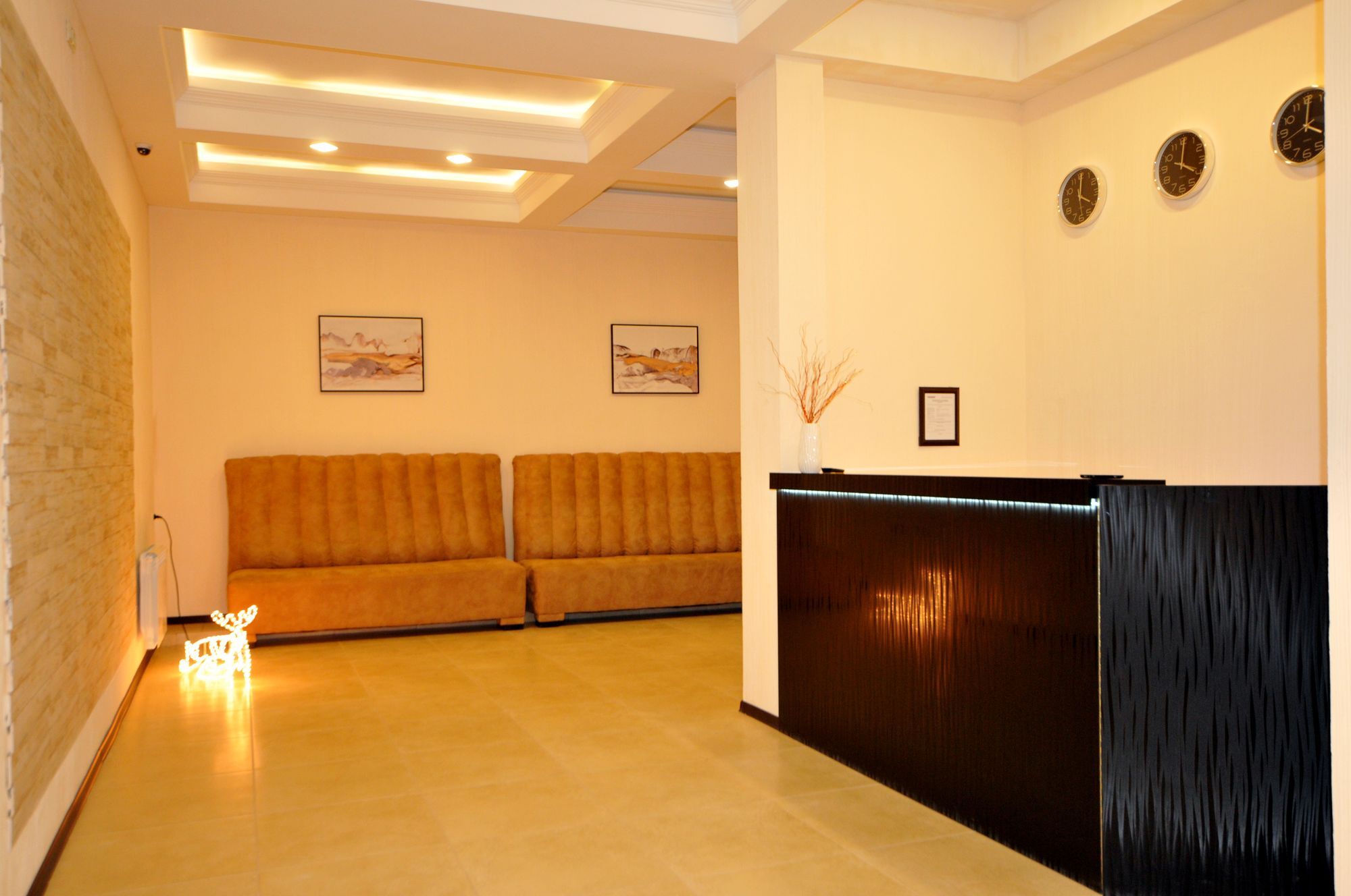 Bm Plaza Hotel Bakuriani Exterior photo