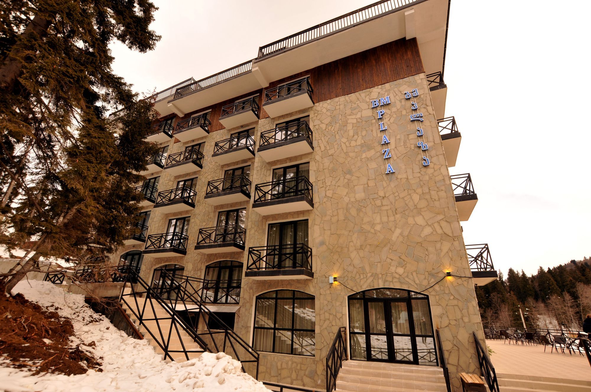 Bm Plaza Hotel Bakuriani Exterior photo